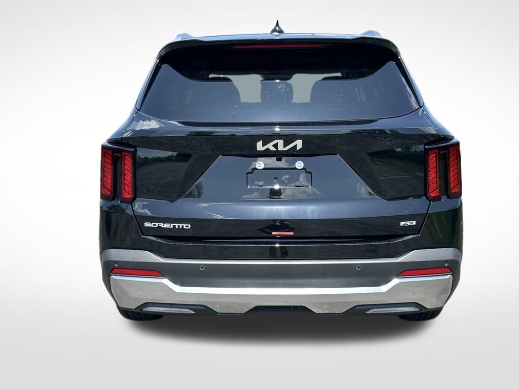 2025 Kia Sorento S photo 4