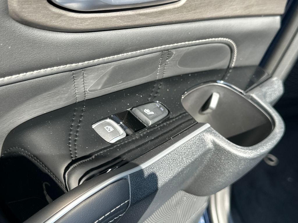 2026 Kia Sorento X-Line SX Prestige - Photo 17