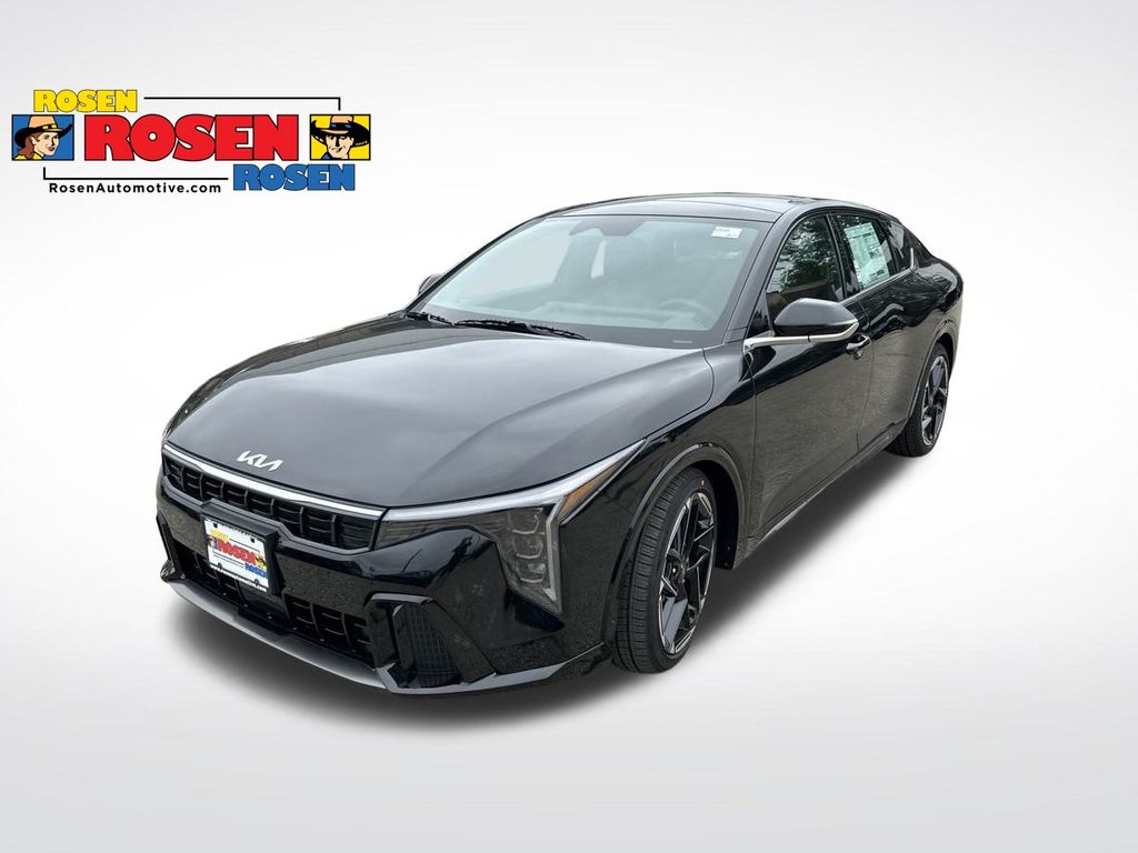 2025 Kia K4 GT-Line's photo