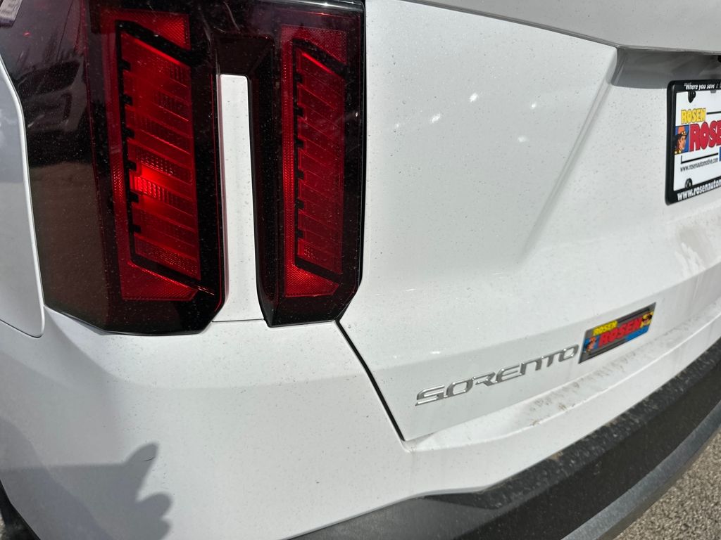 2026 Kia Sorento S - Photo 35