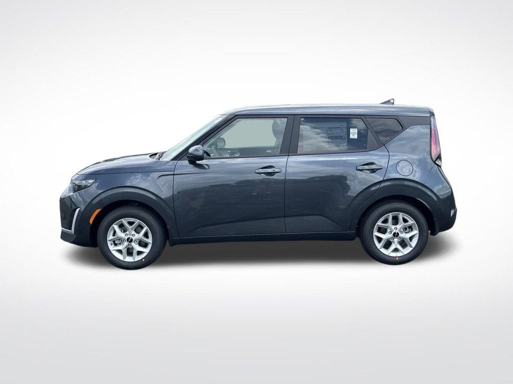2025 Kia Soul S photo 2