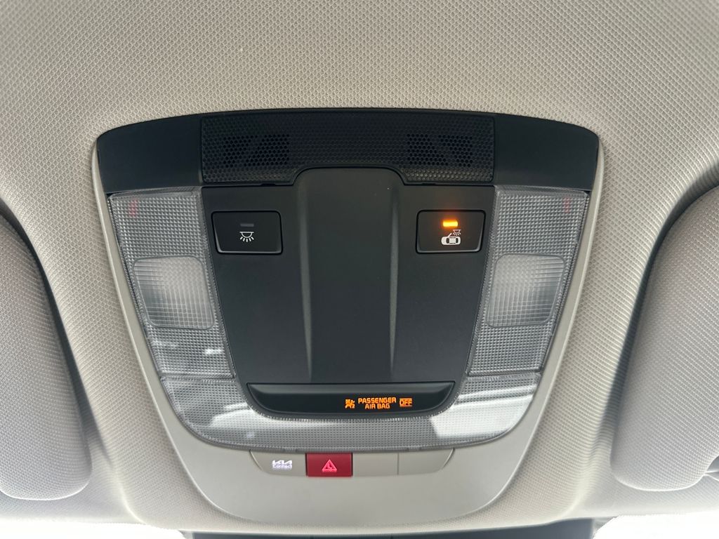 2026 Kia Sorento S - Photo 31