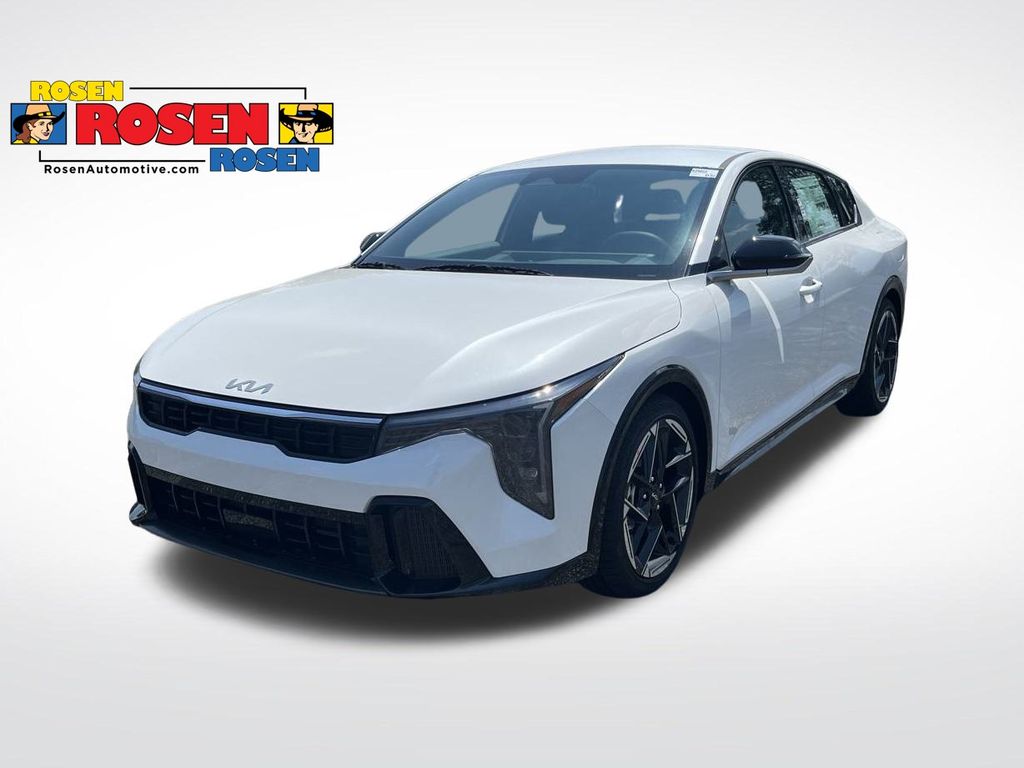 2025 Kia K4 GT-Line's photo