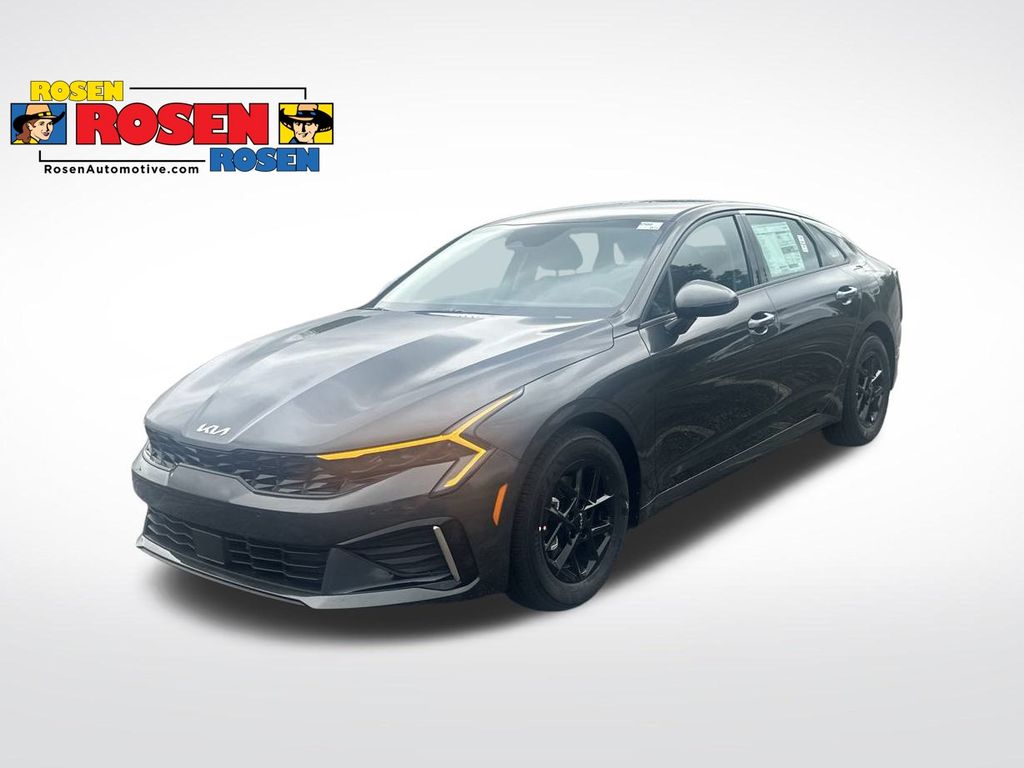 2026 Kia K5 LXS's photo