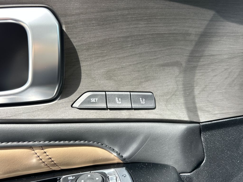 2026 Kia Sorento X-Line SX Prestige - Photo 12