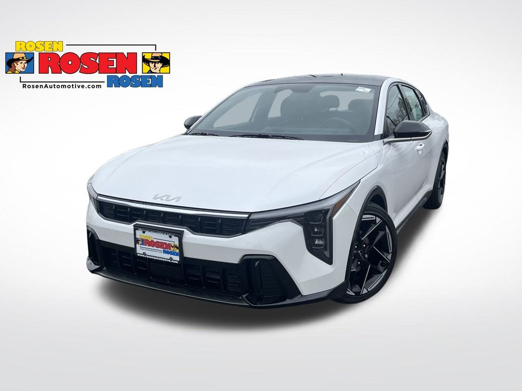 2025 Kia K4 GT-Line's photo