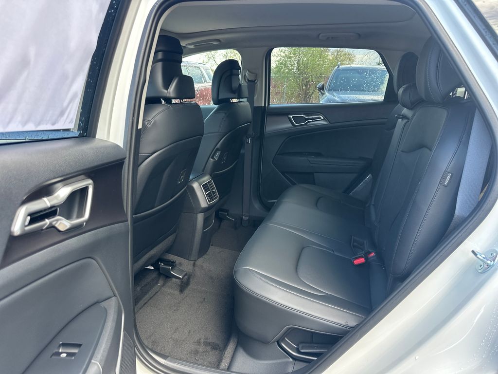 2026 Kia Sportage EX Hybrid - Photo 12