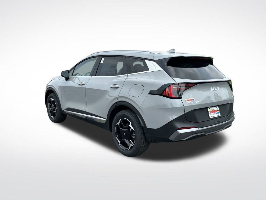 2026 Kia Sportage EX photo 2