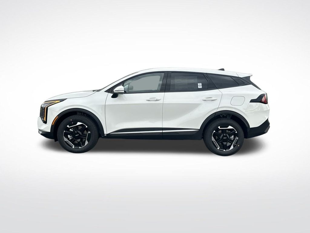 2026 Kia Sportage Hybrid S photo 2