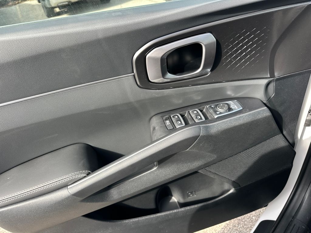 2026 Kia Sorento S - Photo 10