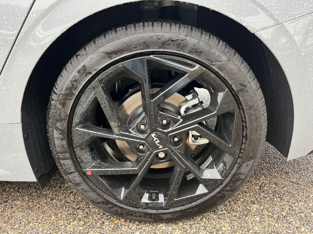 2026 Kia K5 GT-Line - Photo 10