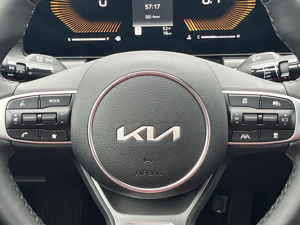 2026 Kia K5 GT-Line - Photo 23