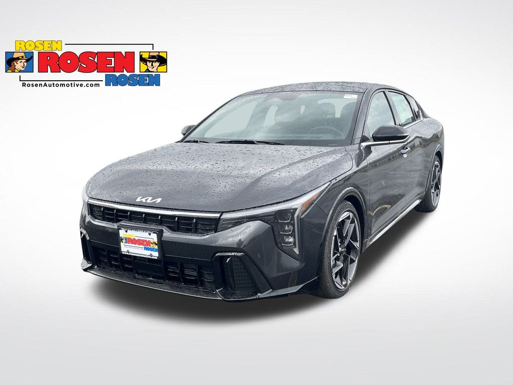 2025 Kia K4 GT-Line