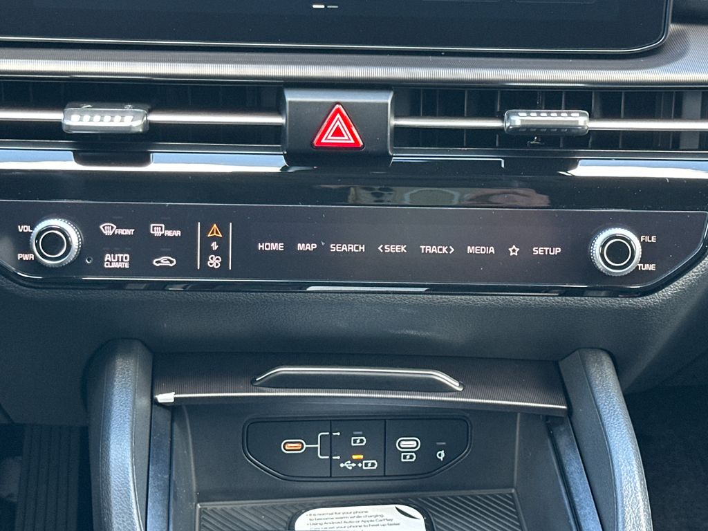 2026 Kia Sportage EX Hybrid - Photo 21