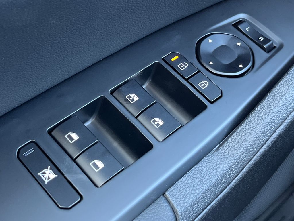 2026 Kia Sportage EX Hybrid - Photo 20