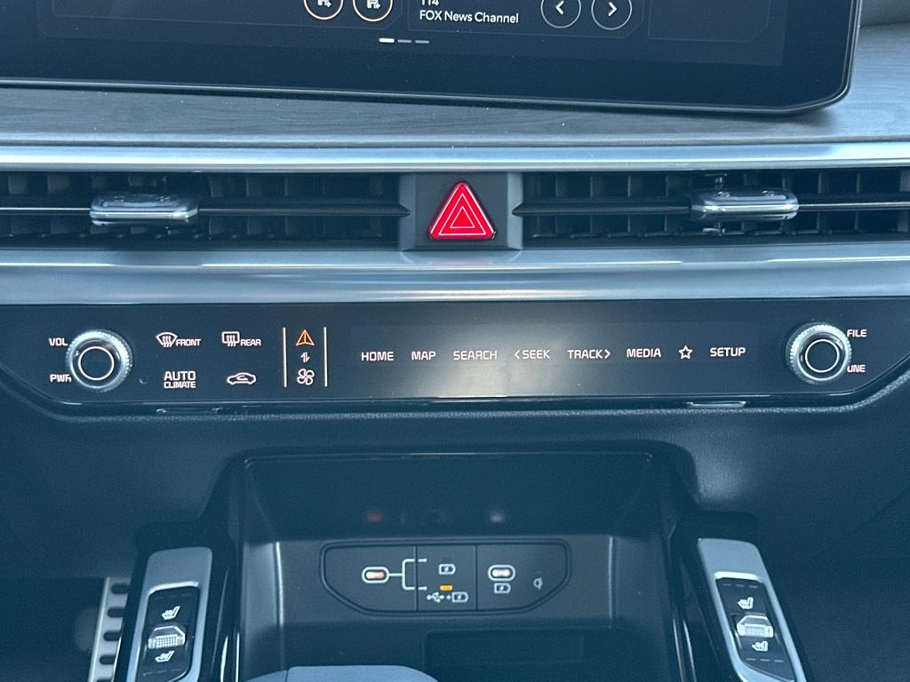 2026 Kia Sorento X-Line SX - Photo 24