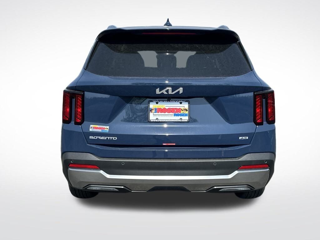 New 2025 Kia Sorento S SUV