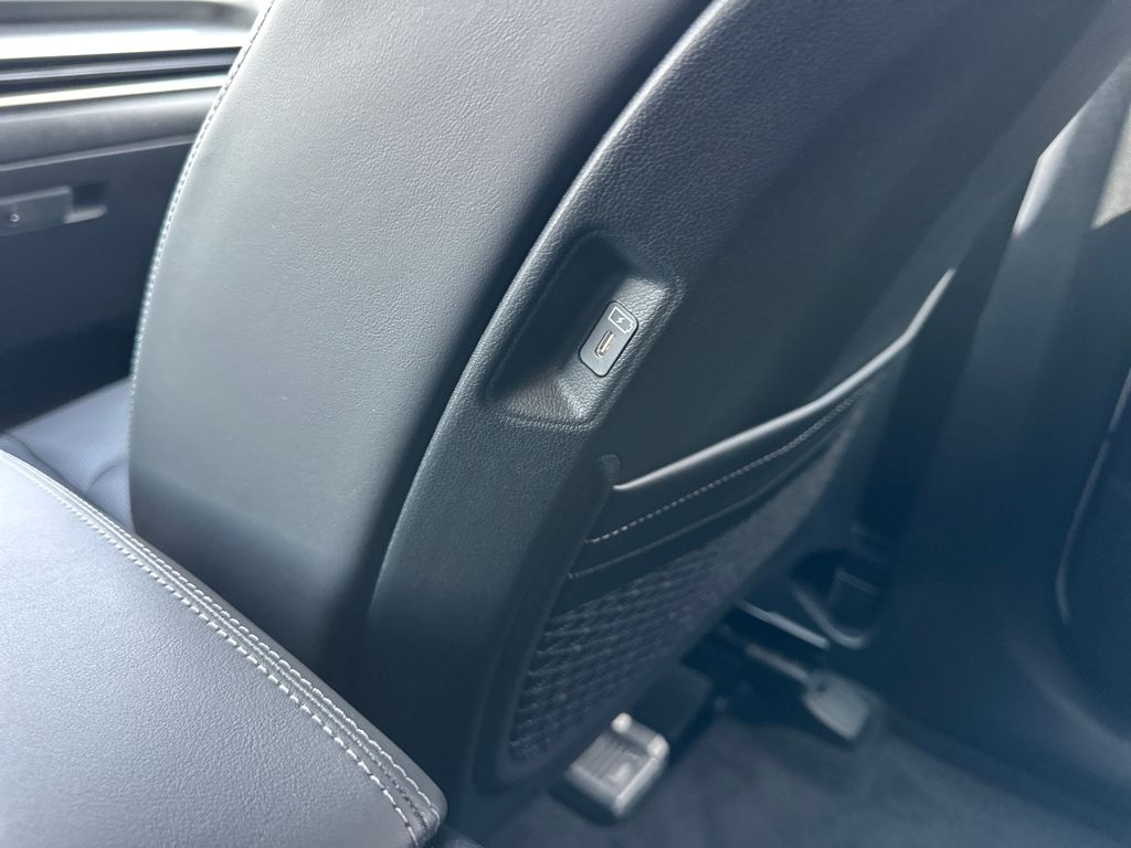 2026 Kia Sorento S - Photo 15