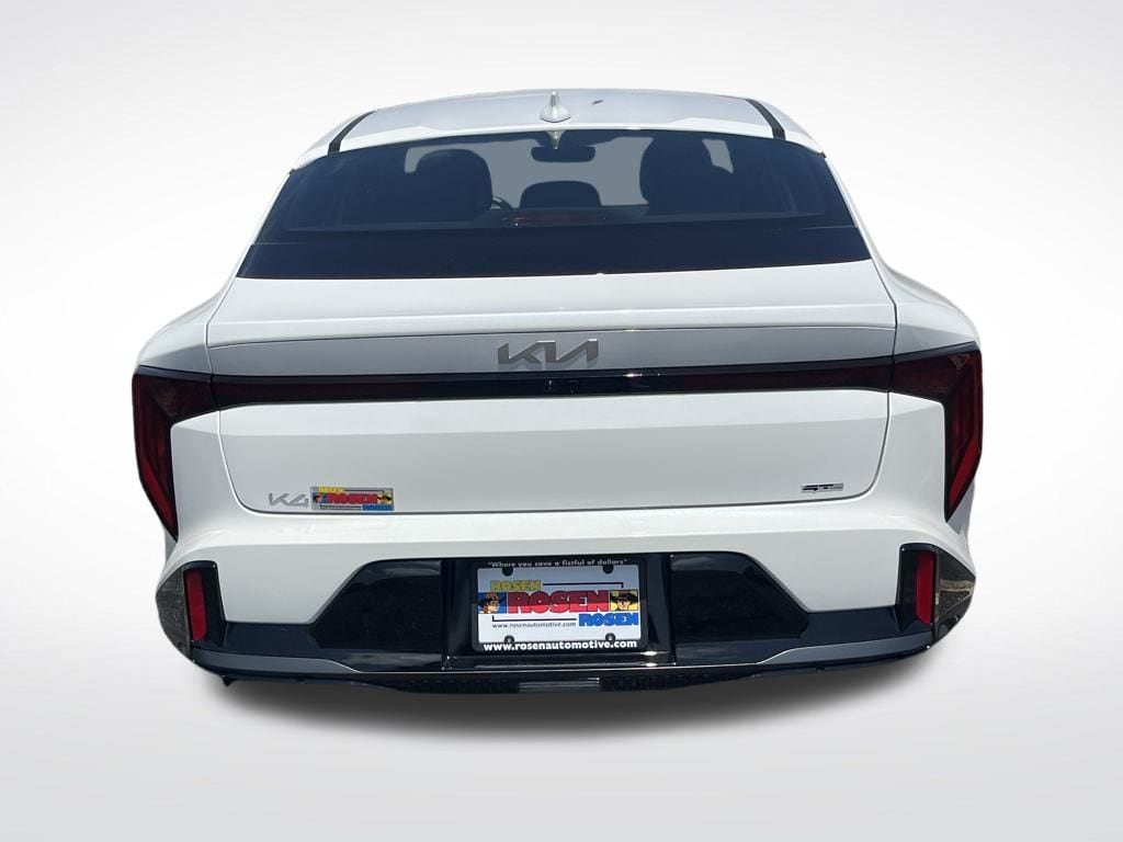 2025 Kia K4 GT-Line photo 4