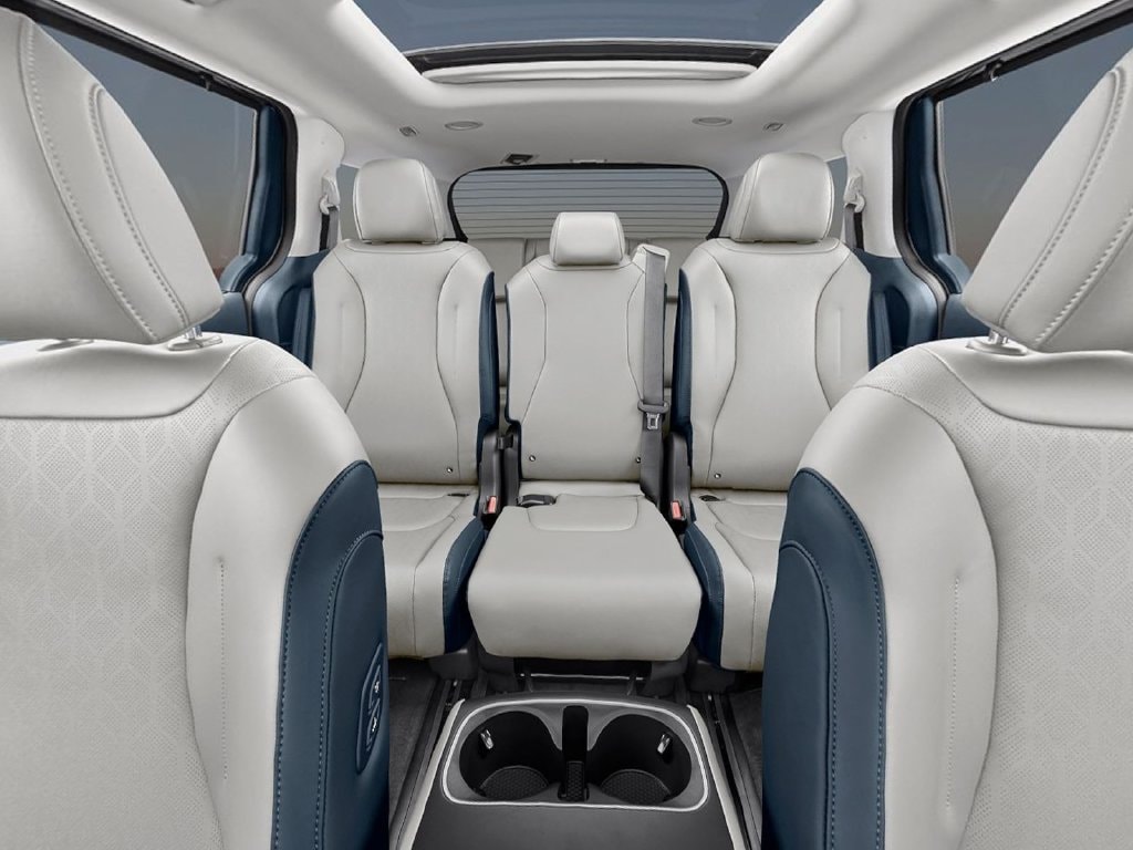 2026 Kia Carnival SX - Photo 13