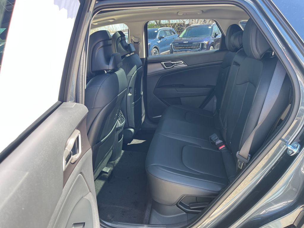 2026 Kia Sportage EX Hybrid - Photo 15
