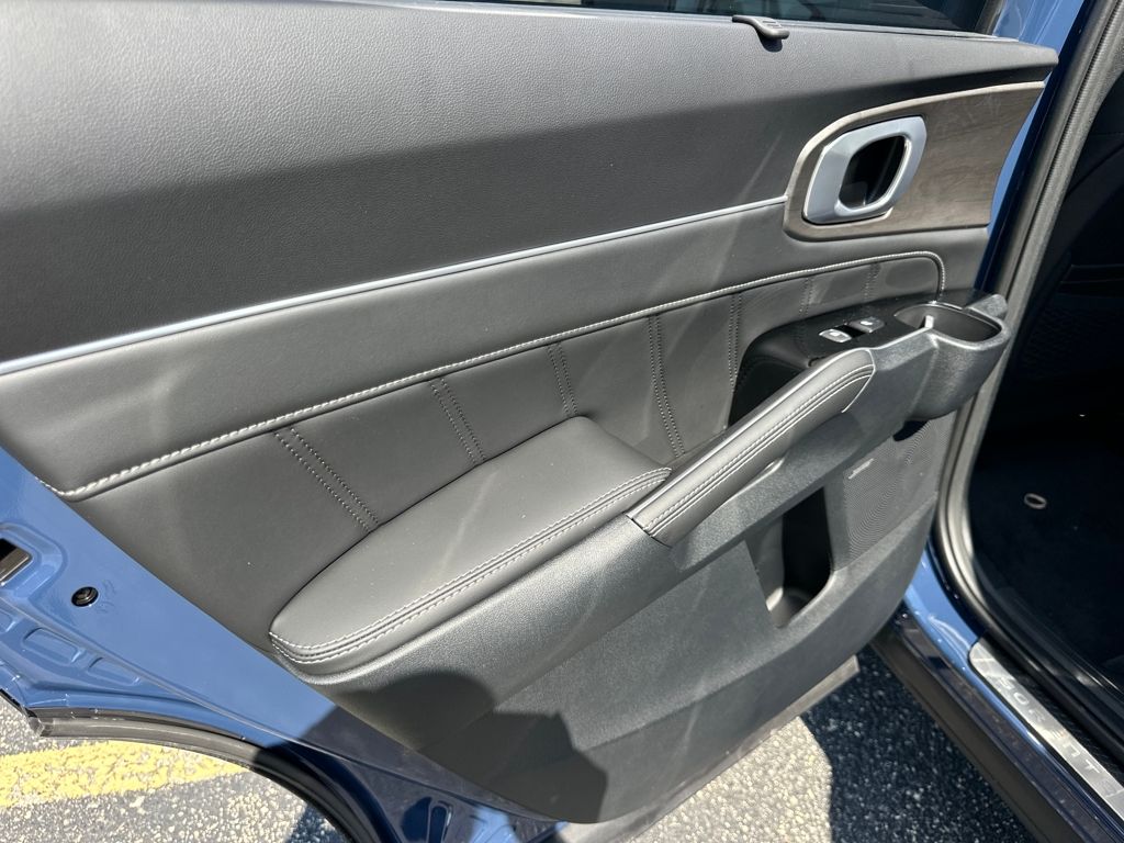 2026 Kia Sorento X-Line SX Prestige - Photo 16