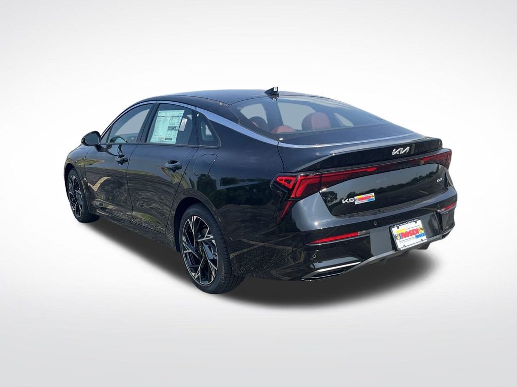 2026 Kia K5 GT-Line photo 3