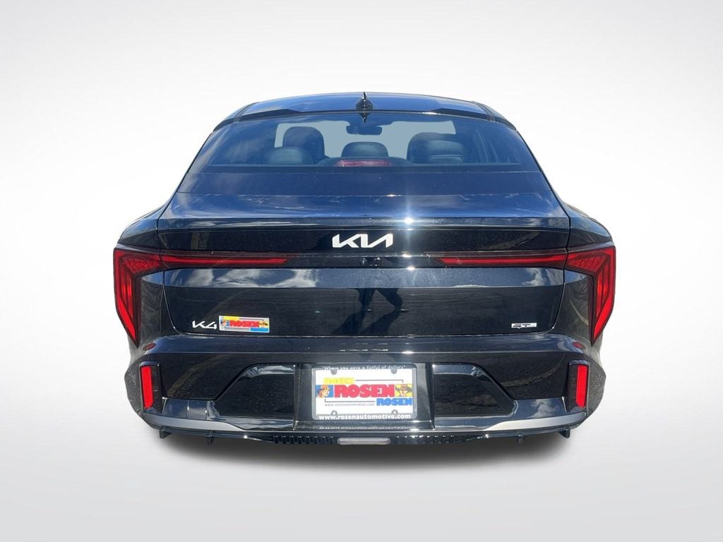 2025 Kia K4 GT-Line photo 4
