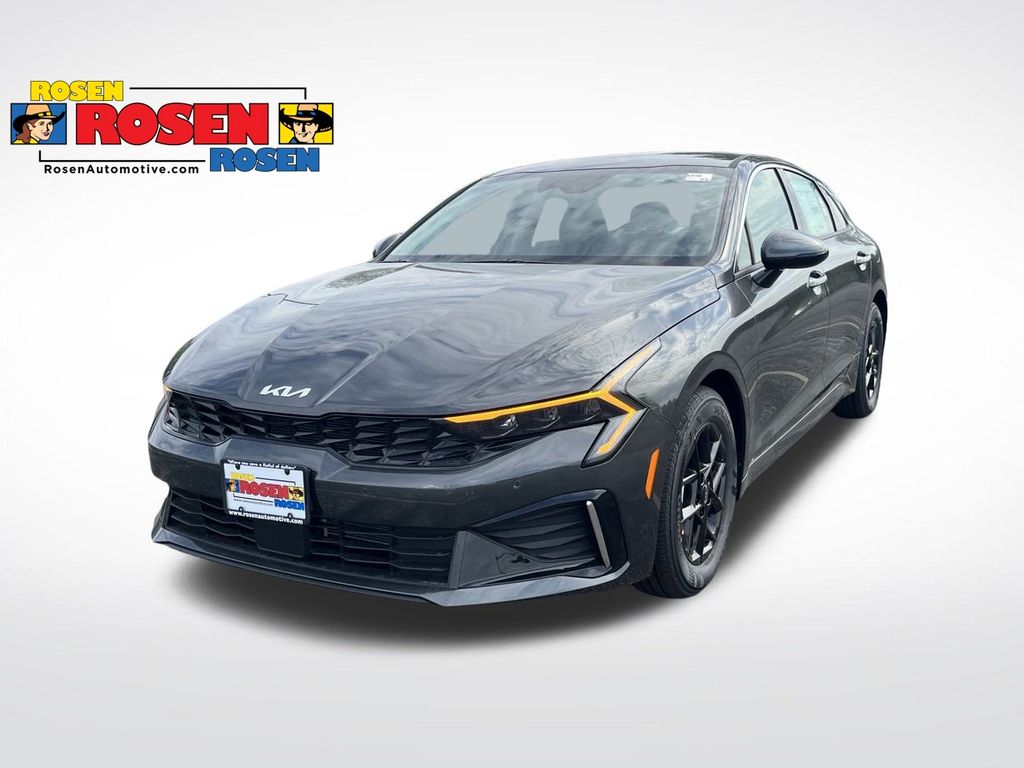 2026 Kia K5 LXS's photo