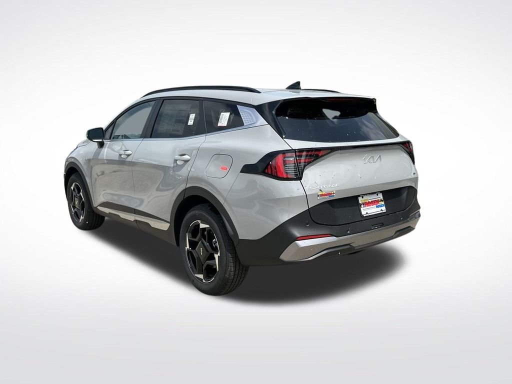 2026 Kia Sportage EX photo 2