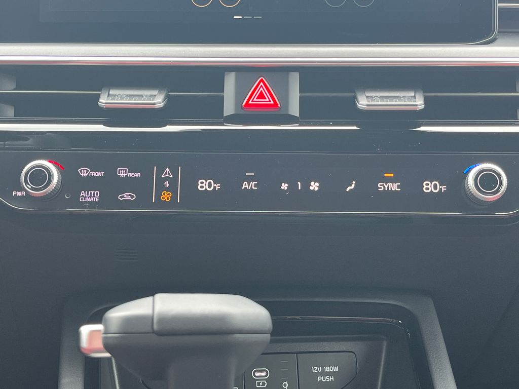 2026 Kia K5 GT-Line - Photo 28