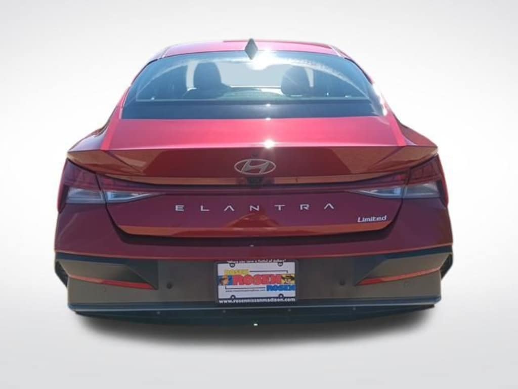 Used 2024 Hyundai Elantra Limited Sedan
