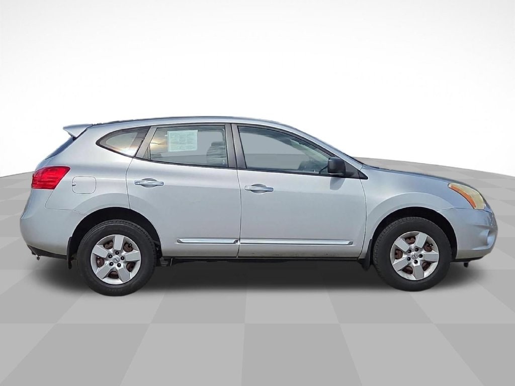 Used 2013 Nissan Rogue S with VIN JN8AS5MT6DW536233 for sale in Madison, WI