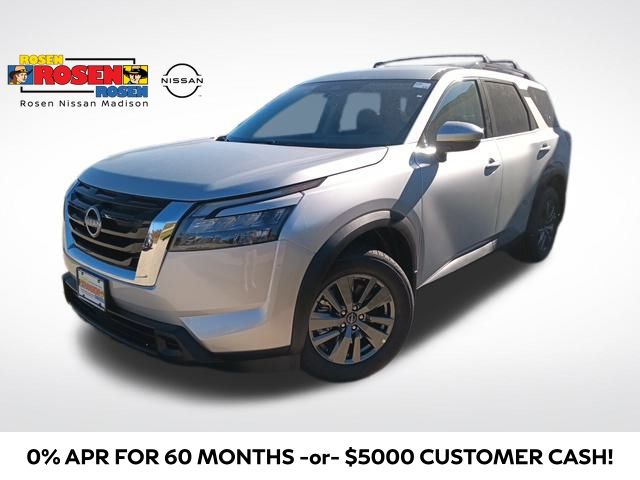 2025 Nissan Pathfinder SV's photo