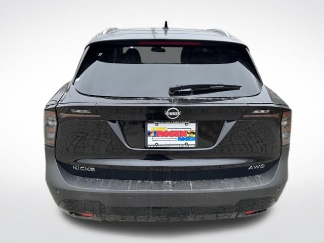 2026 Nissan Kicks SV photo 4