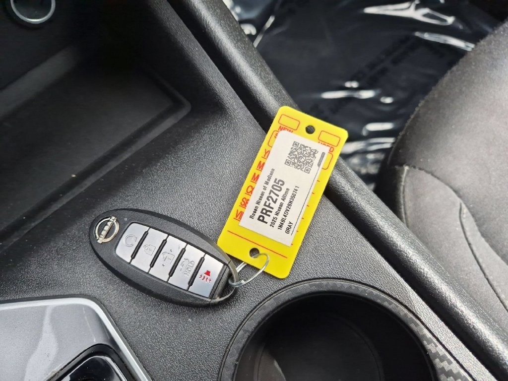 2025 Nissan Altima SV - Photo 32