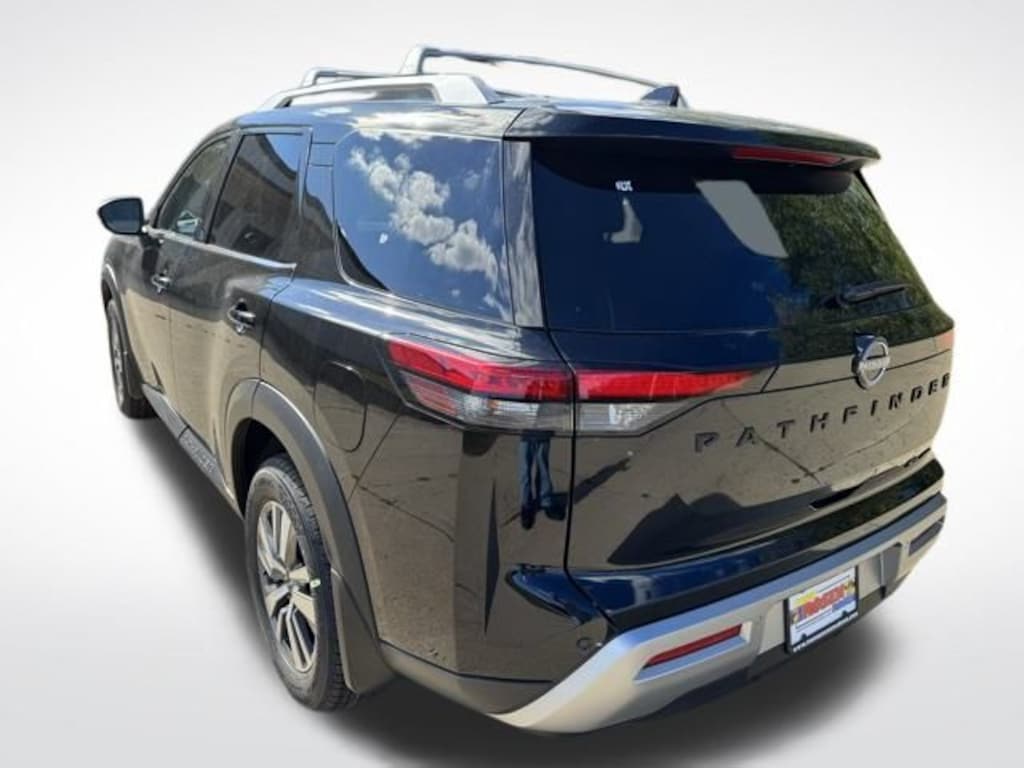 New 2025 Nissan Pathfinder SL SUV