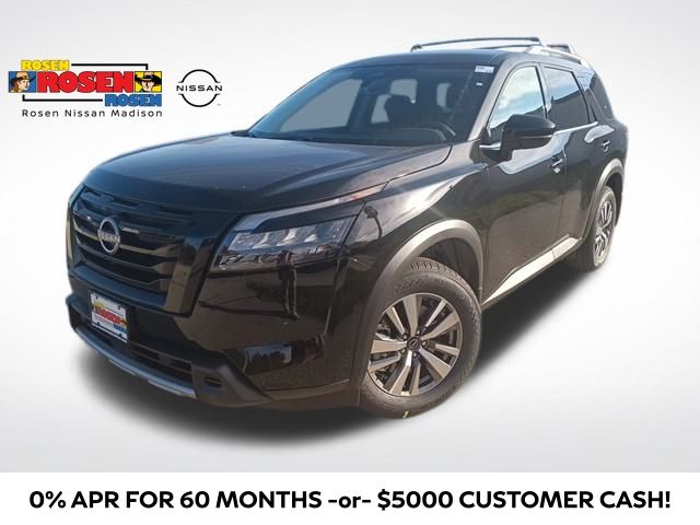 2025 Nissan Pathfinder SL's photo