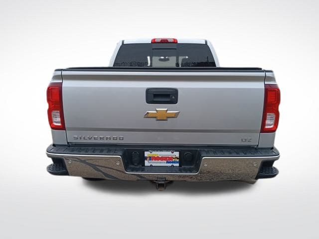 2016 Chevrolet Silverado 1500 LTZ photo 4
