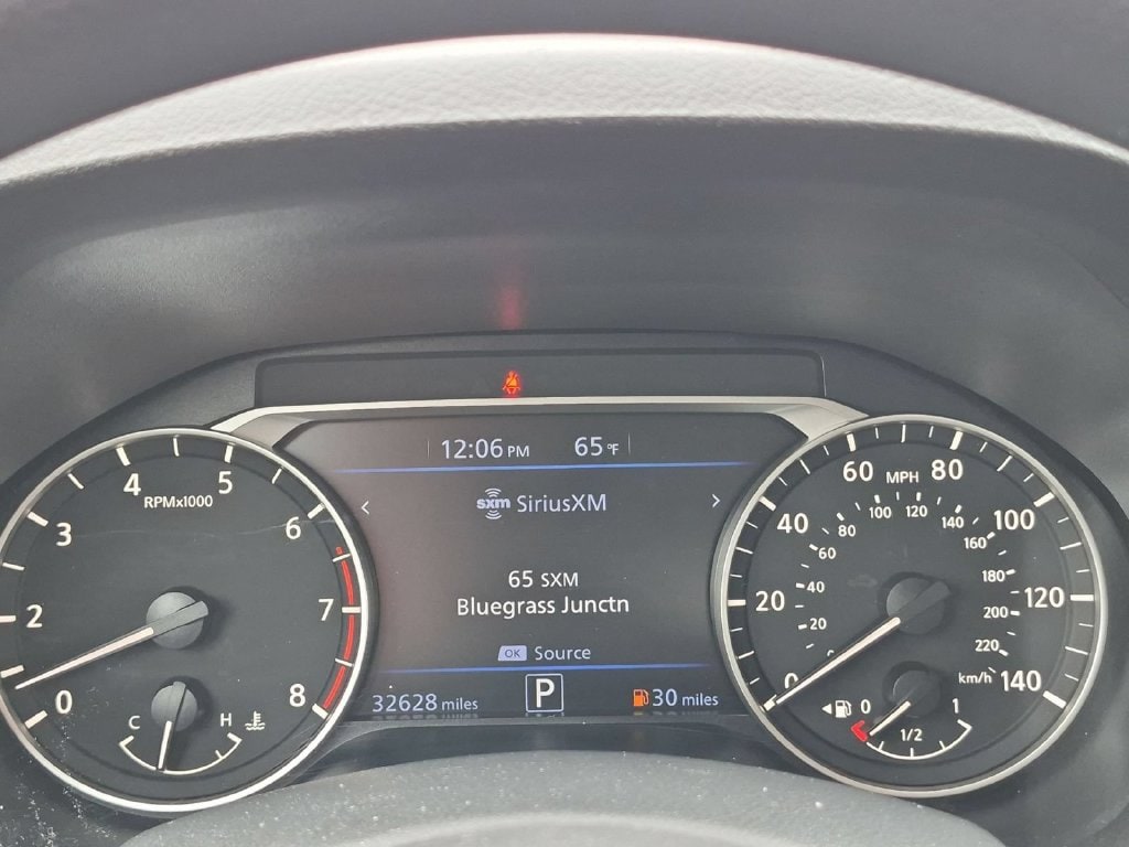 2025 Nissan Altima SV - Photo 20