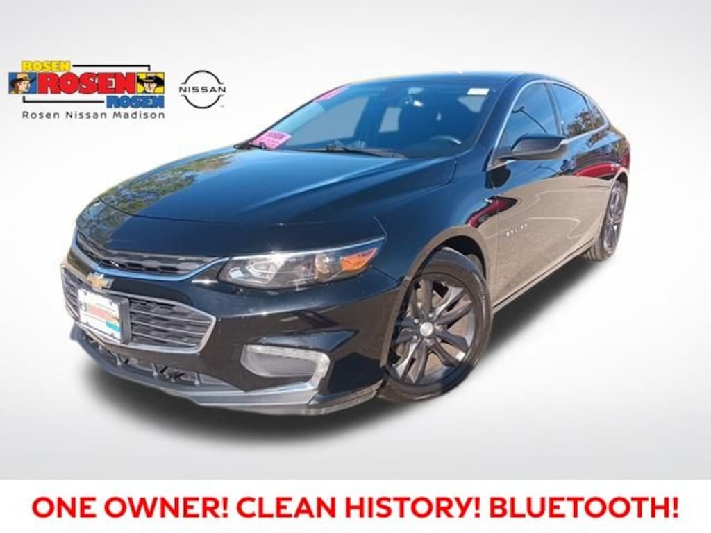 Used 2017 Chevrolet Malibu LT w/1LT Sedan