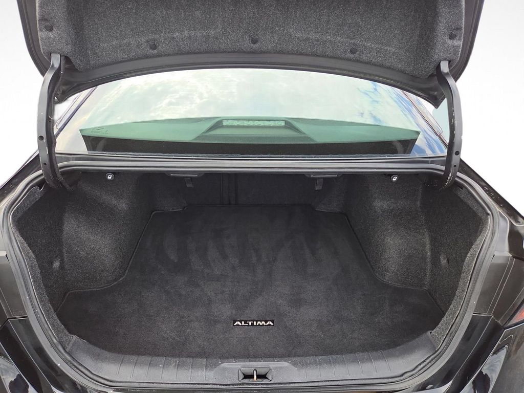 2023 Nissan Altima SV - Photo 27