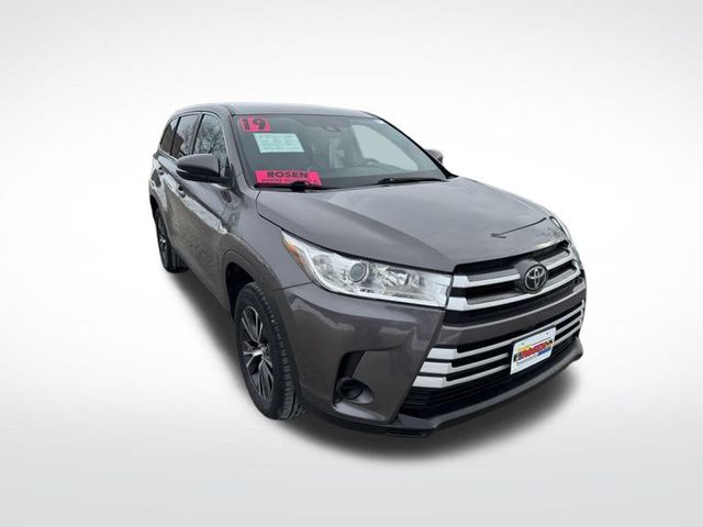 Image of 2019 Toyota Highlander LE I4