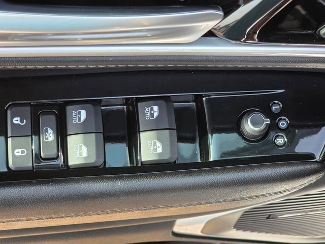 2023 Jeep Wagoneer Series III - Photo 7