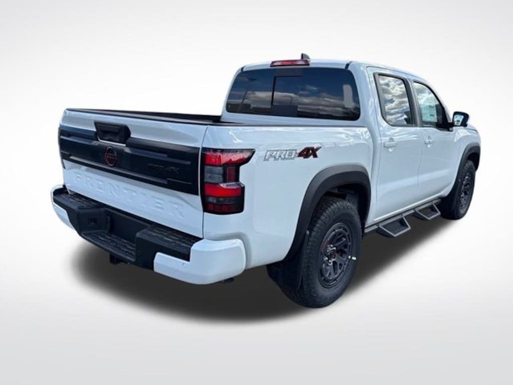 New 2025 Nissan Frontier PRO-4X Truck Crew Cab