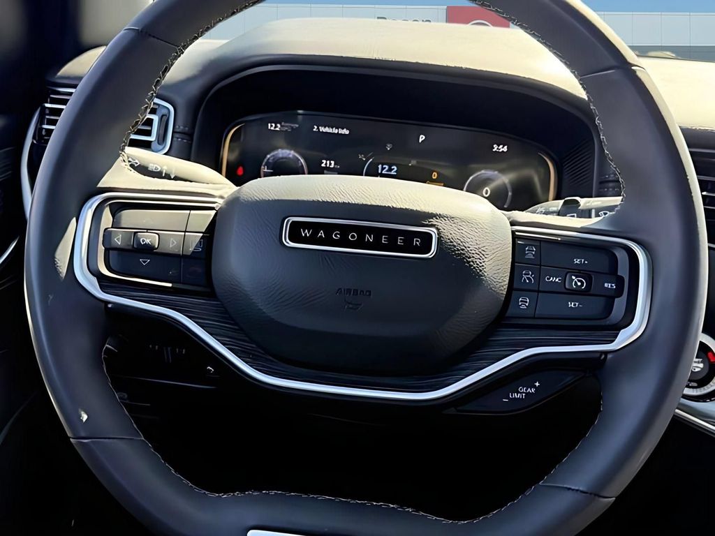 2023 Jeep Wagoneer Series III - Photo 8