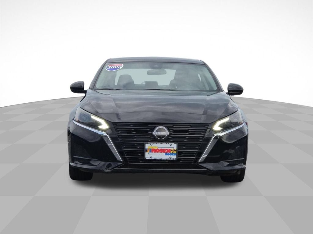 2023 Nissan Altima SV - Photo 8