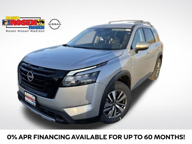 2025 Nissan Pathfinder SL's photo