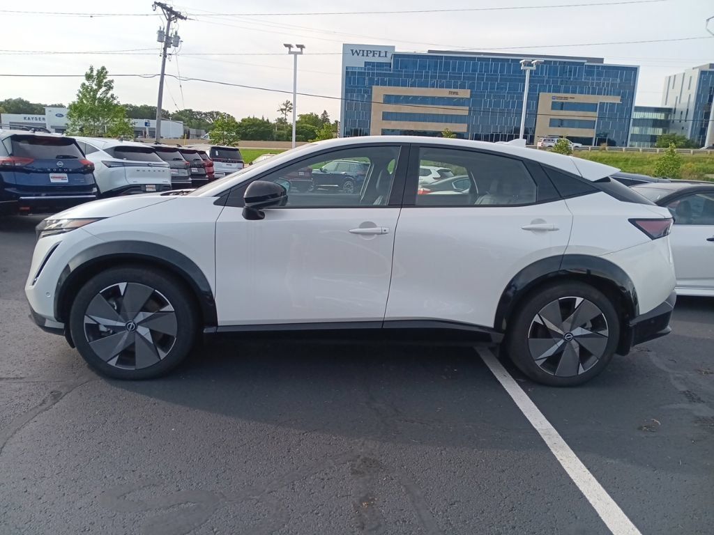 Used 2024 Nissan ARIYA Platinum+ with VIN JN1DF0CD3RM736552 for sale in Madison, WI