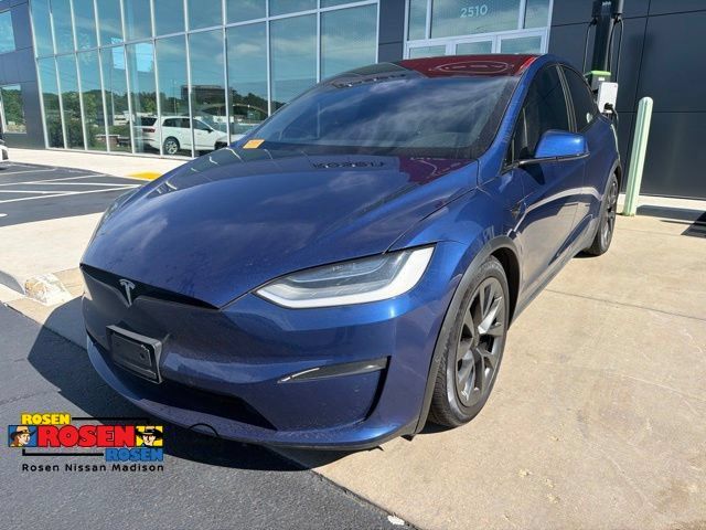 2022 Tesla Model X Long Range's photo